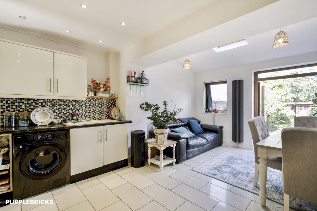 House in London - View 4