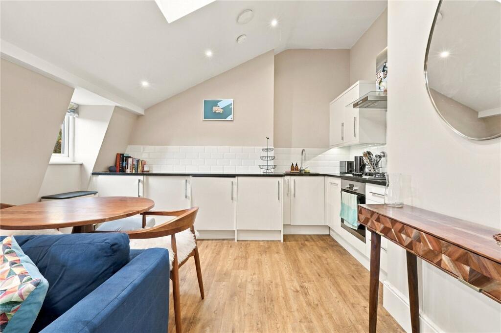 Apartment in London, Upper Clapton, West Hackney - View 2