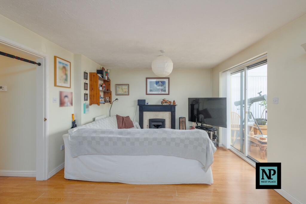 Harwood Drive, Dosthill, B77 photo 5