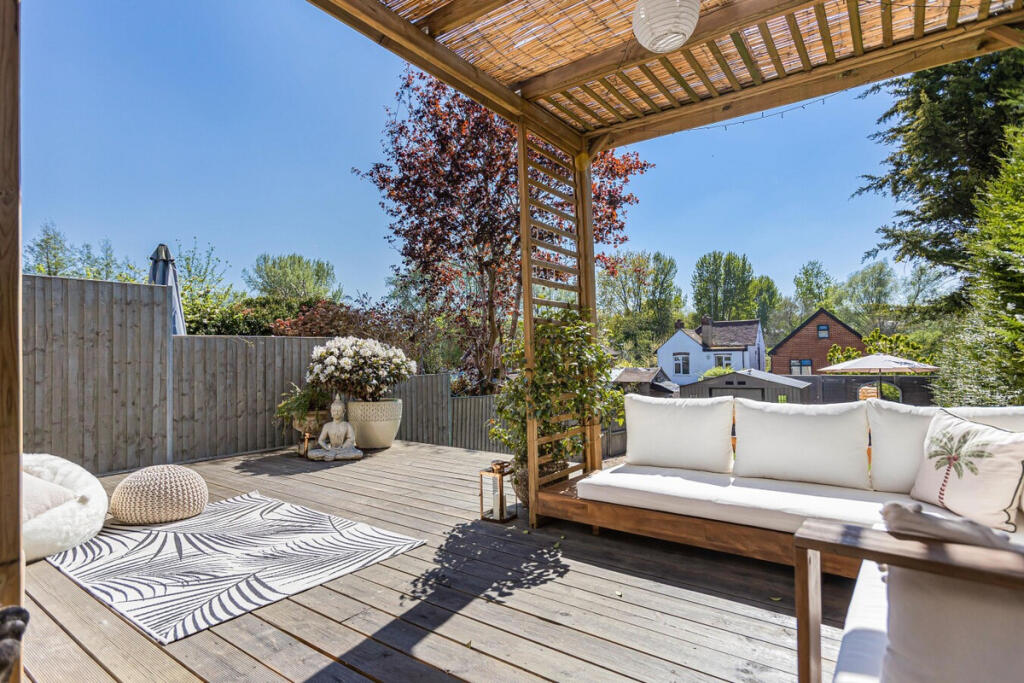 Additional image 34 of Salisbury Road, Harpenden, AL5