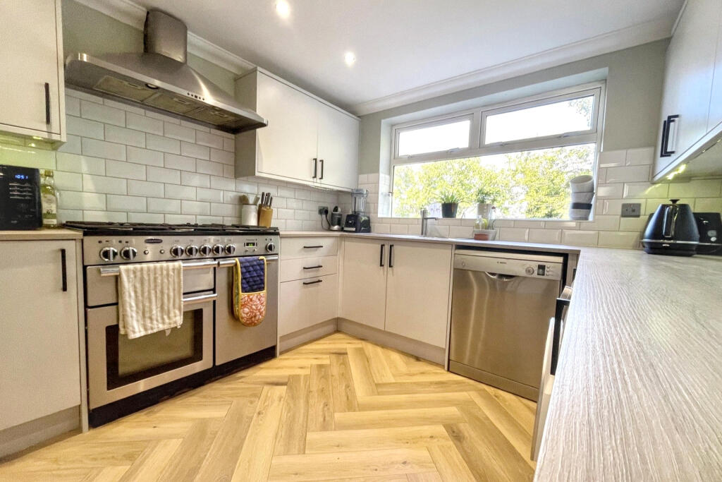 House in Brighton - View 5