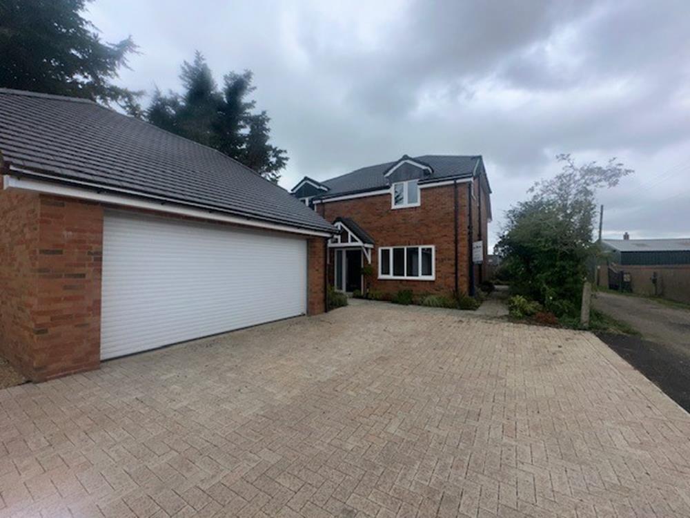 House in Milton Keynes - View 2