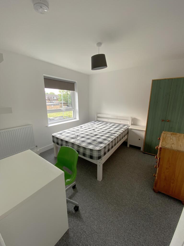 Apartment in Canterbury - View 3