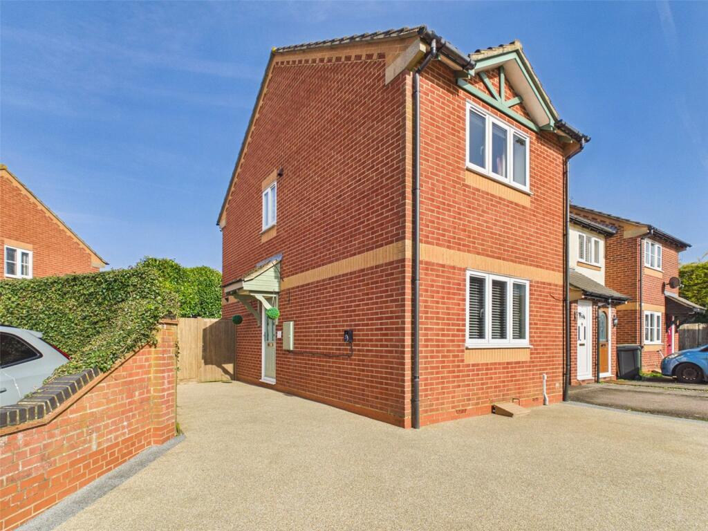 Main image of property: Timber Way, Chinnor, OX39