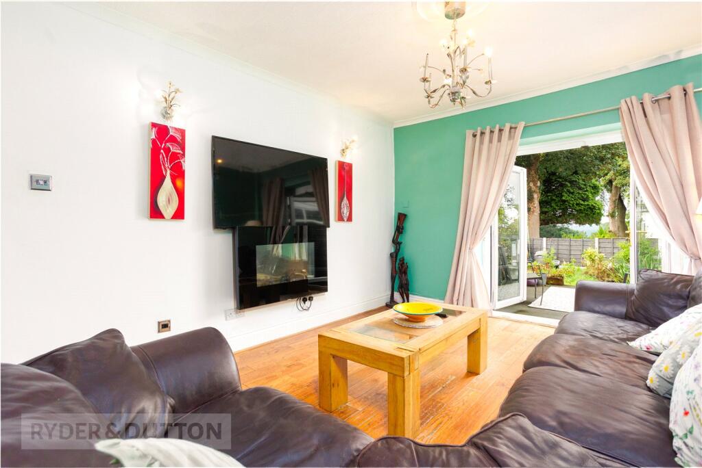 House in Oldham - View 4