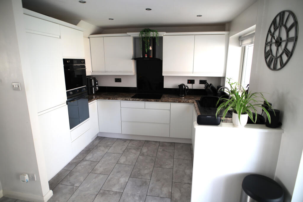 House in Tameside, Littlemoss - View 5