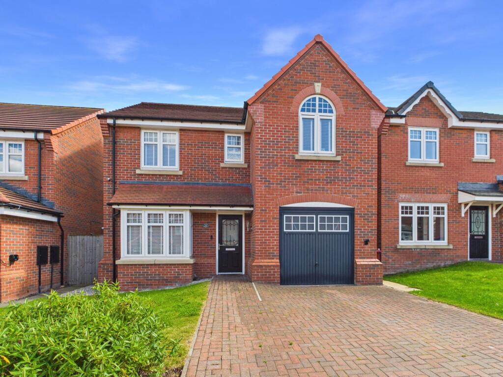 4-bed house on Windwhistle Drive, Grassmoor, S42, £335,000