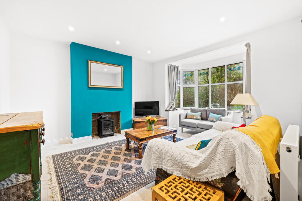 House in Brighton - More