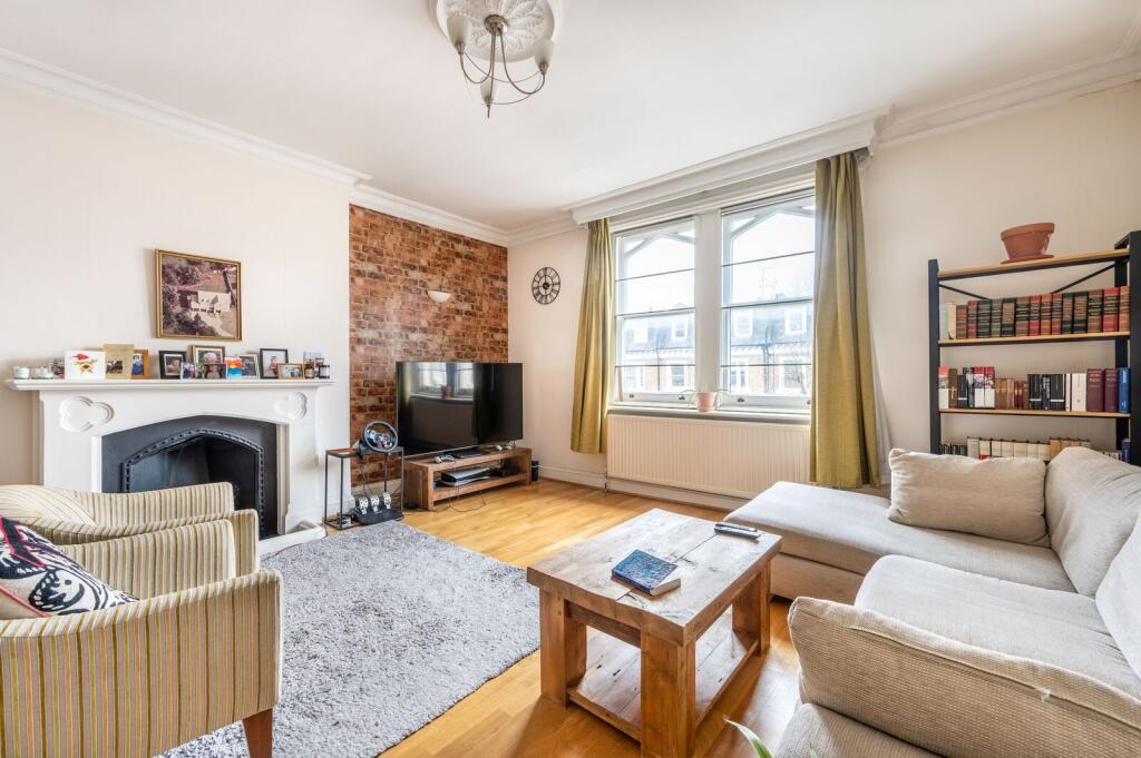 Apartment in London - More