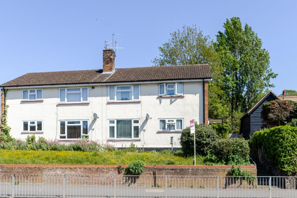 Barnacres Road photo 2