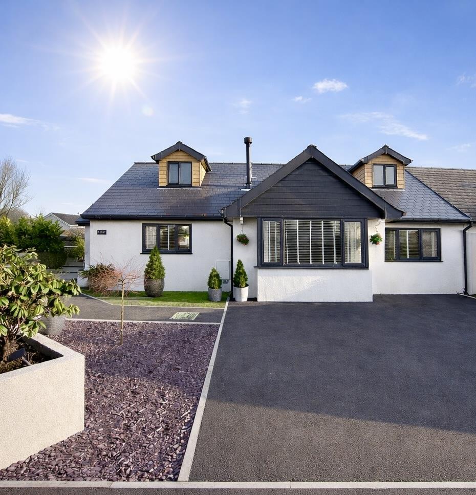 Main image of property: Clwyd Avenue, Aberdare