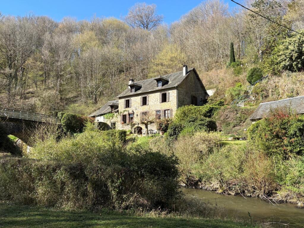 Main image of property: 19410 vigeois