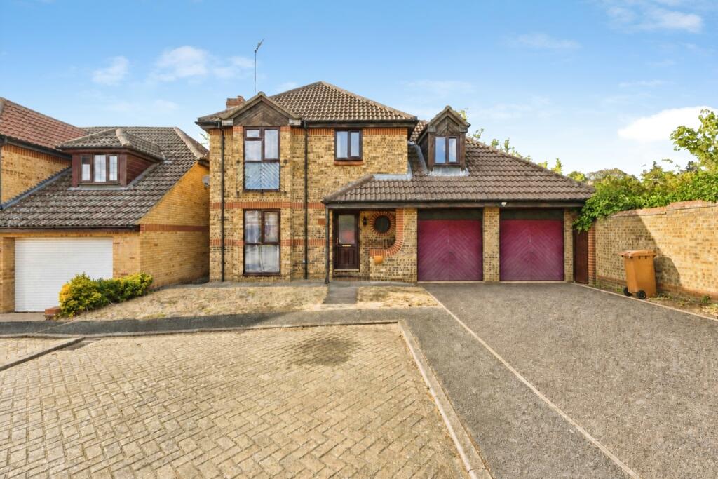 House in Northampton - View 2
