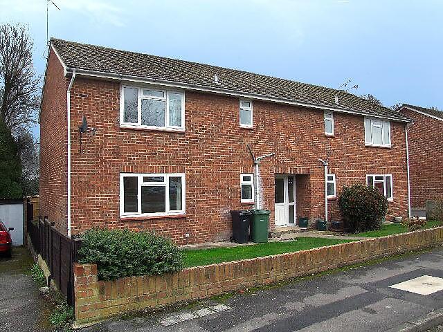 Main image of property: Folly View Road, Faringdon, SN7