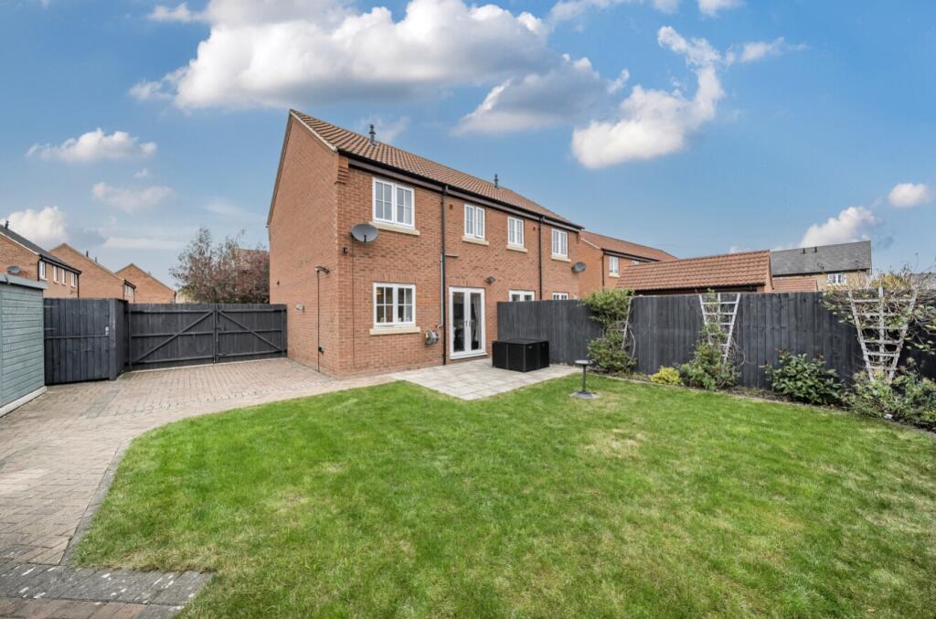 House in East Lindsey, Coningsby - View 4