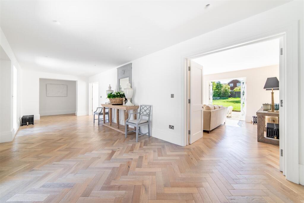 Edge Hill, Darras Hall, NE20 photo 4