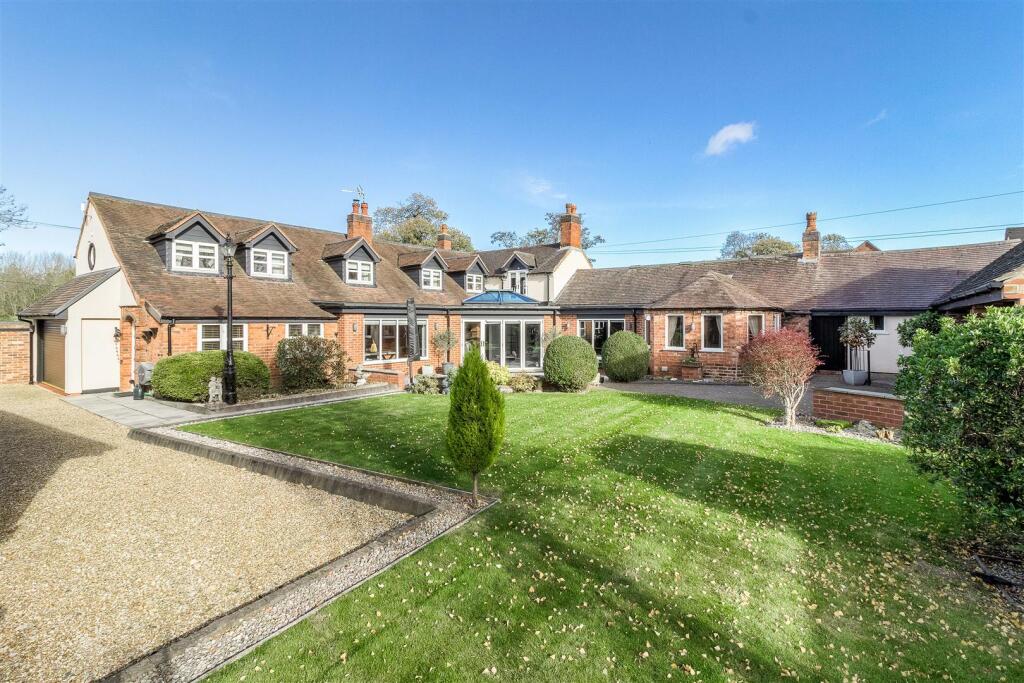 4-bed detached on Baxterley, Atherstone, CV9, £1,100,000