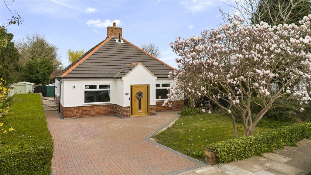 Main image of property: Glebe Road, Scartho, Grimsby, N E Lincs, DN33