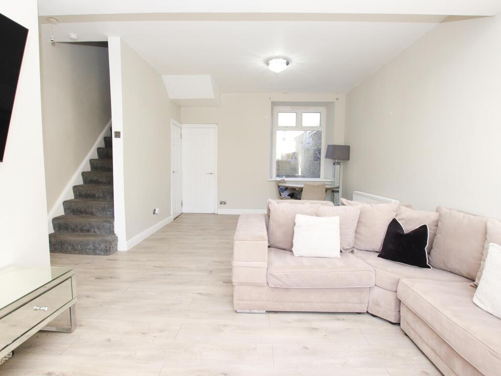 House in Cardiff, Porth - View 3