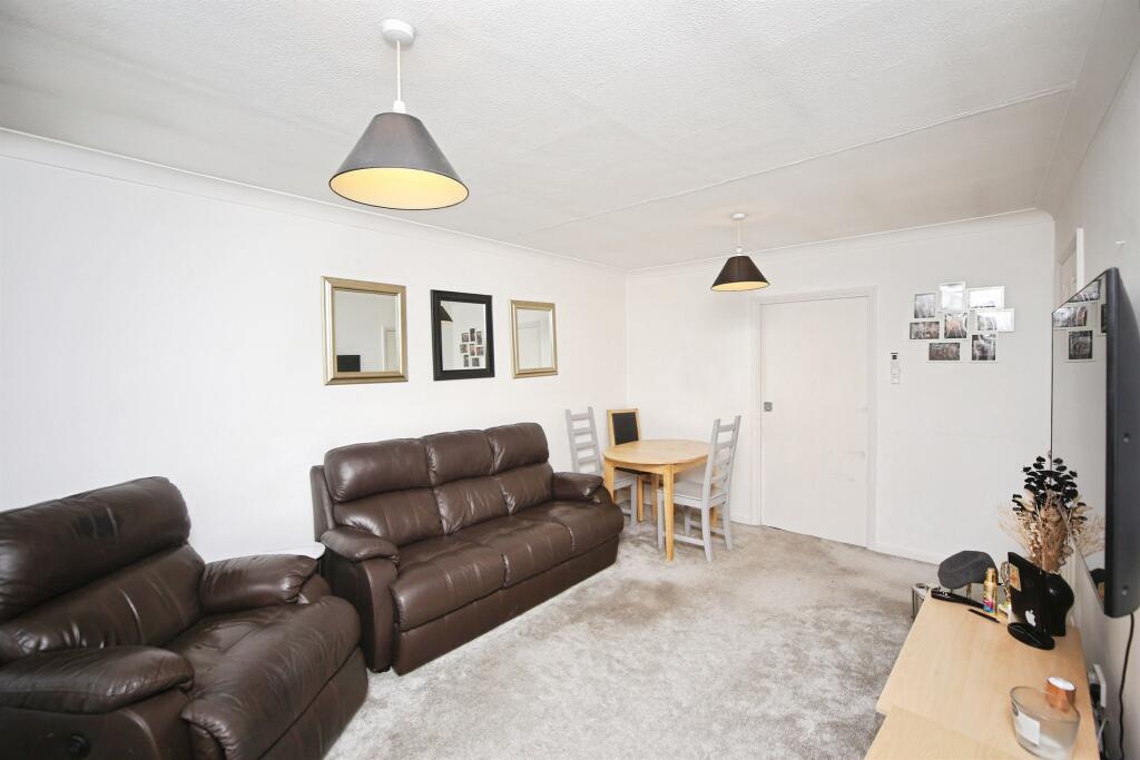 Apartment in Birmingham - More