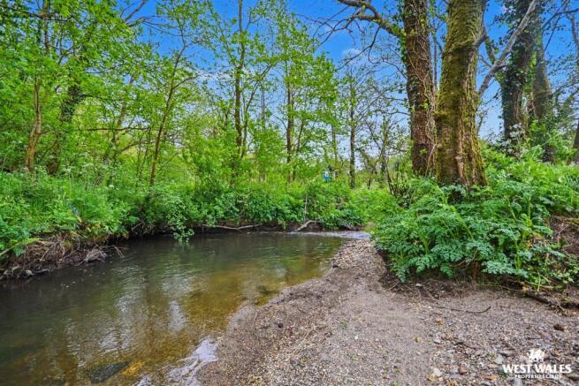 River boundary