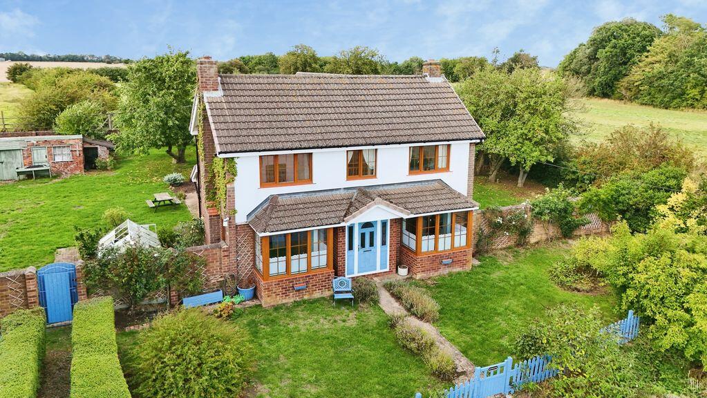 House in Lincoln - View 3