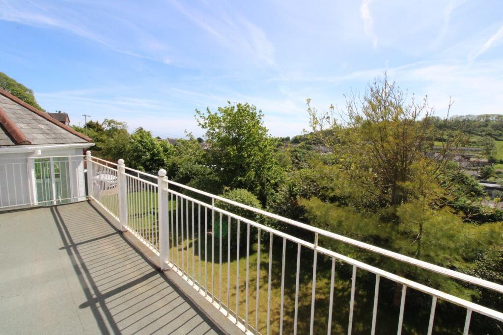 House in Portsmouth - View 3