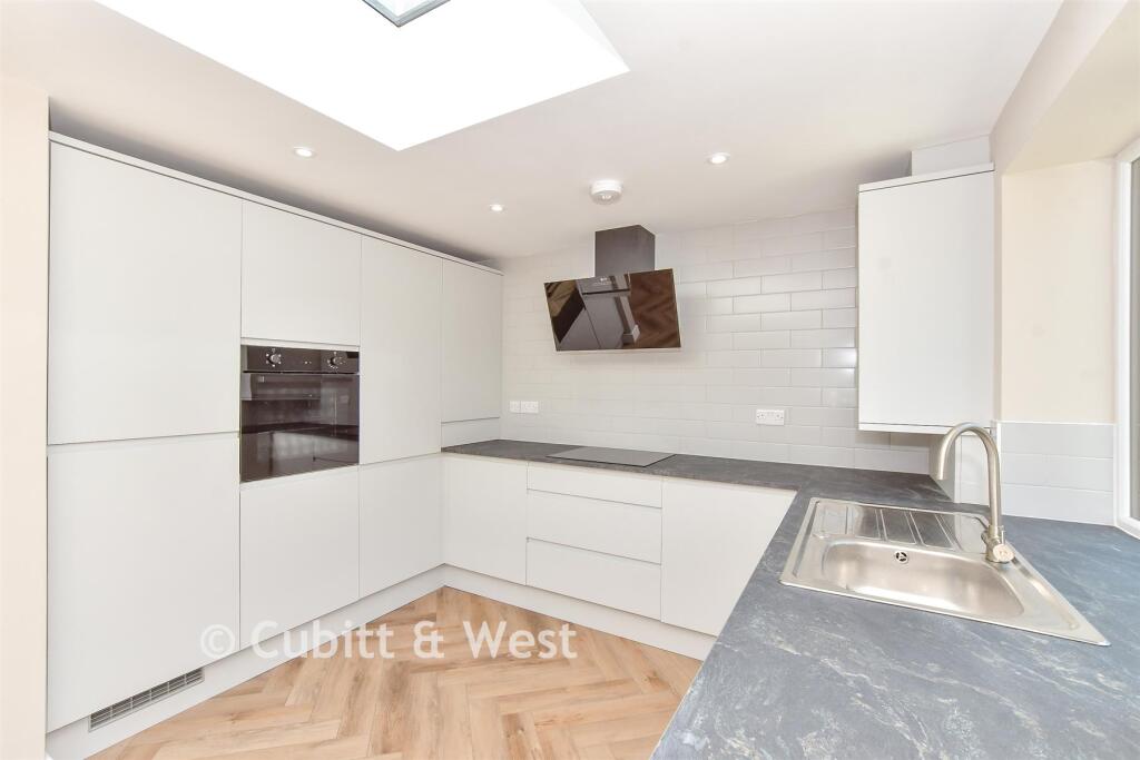Prinsted Crescent, Portsmouth, Hampshire - View 4