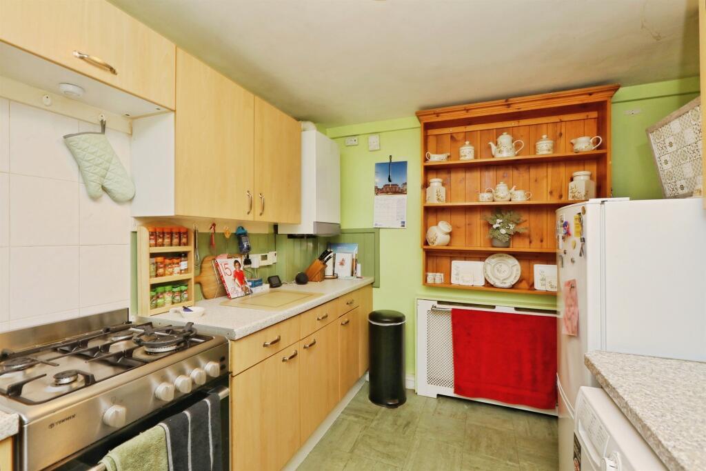 Argosy Close, Bawtry, Doncaster photo 4