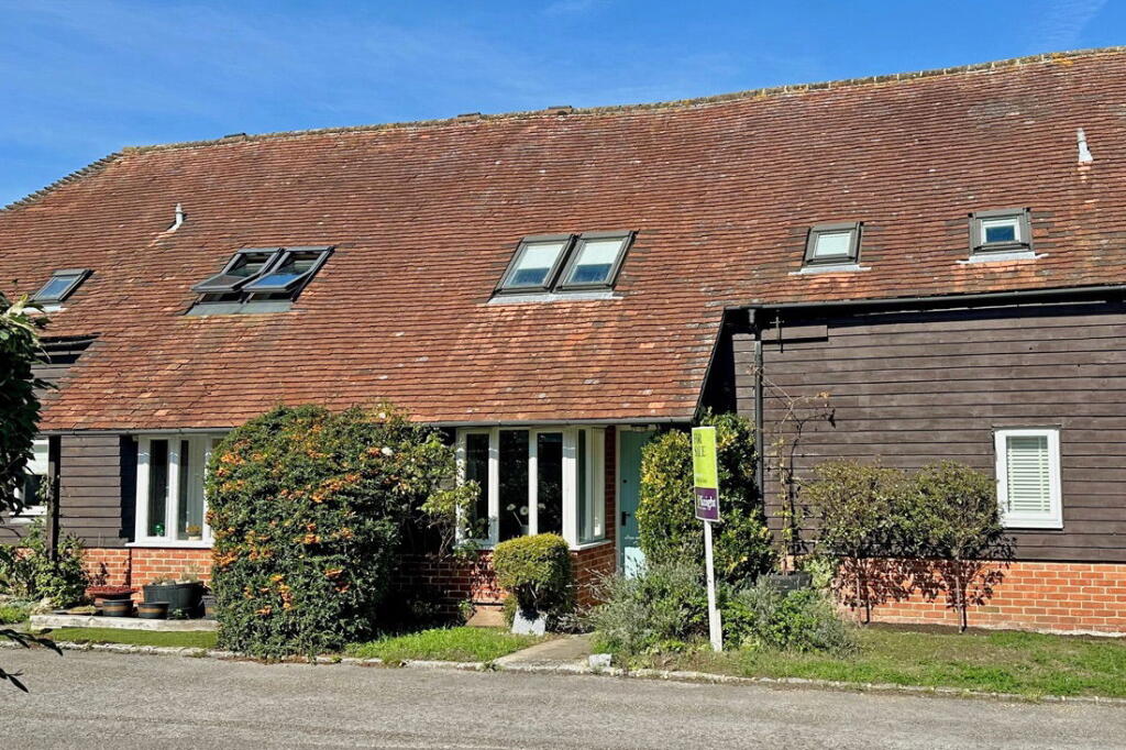 Main image of property: Bosley Crescent, Wallingford, OX10 9AS