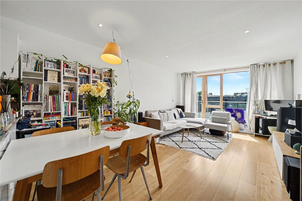 Main image of property: Canonbury Road, London, N1