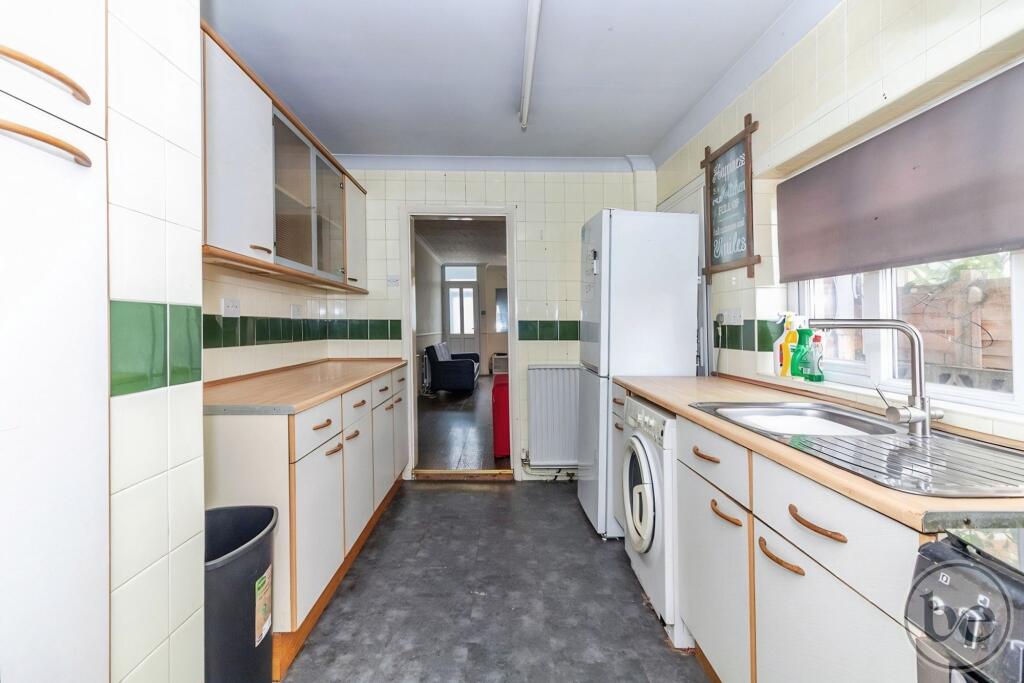 House in Reading, Dee Park - View 5