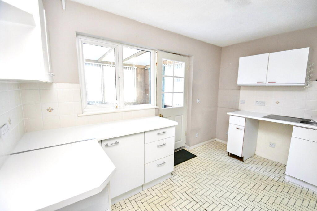 House in Truro - View 4