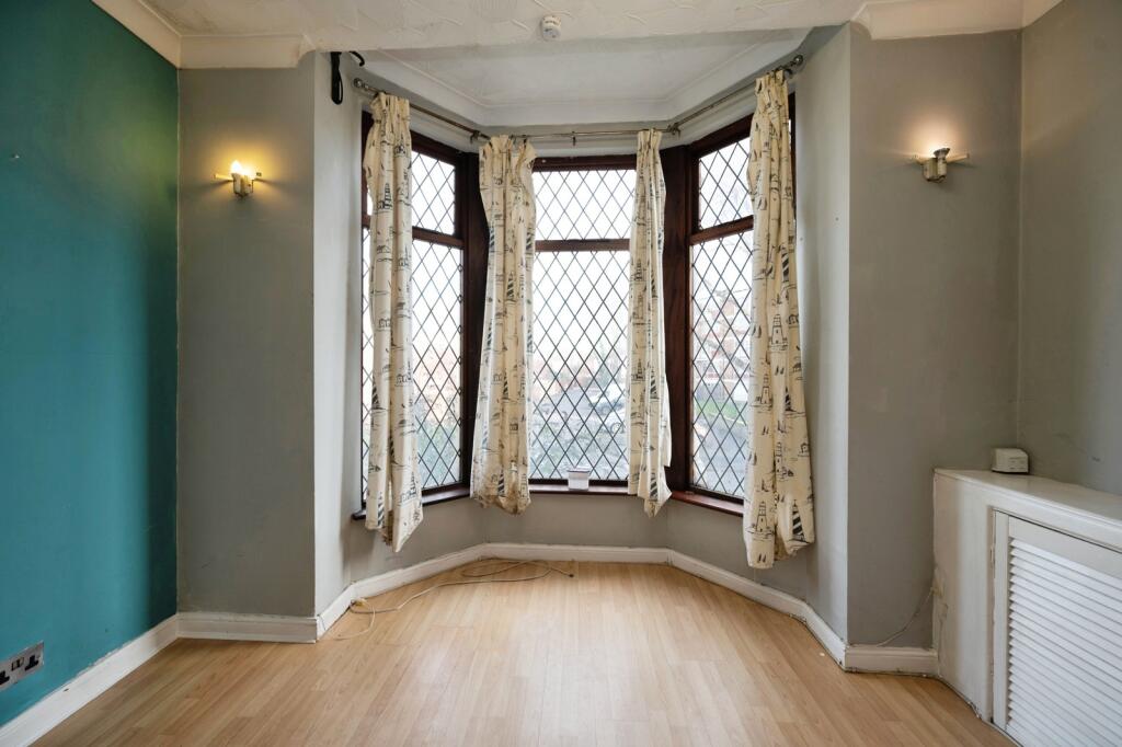 Cottage Grove, SOUTHSEA, Hampshire, PO5 - More