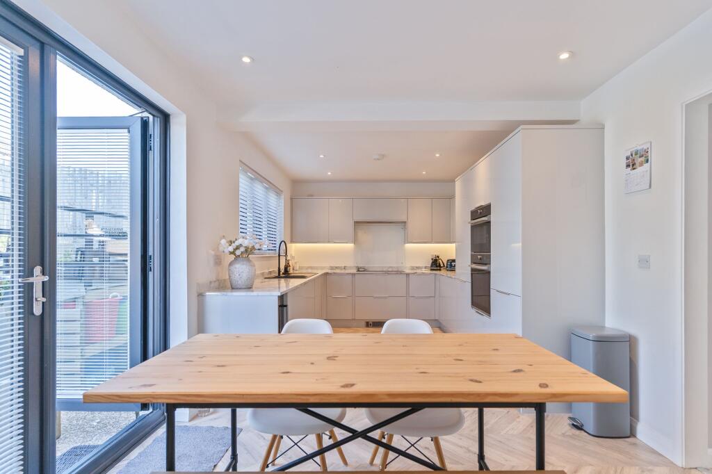Penylan Close, Bassaleg, NP10 - View 6