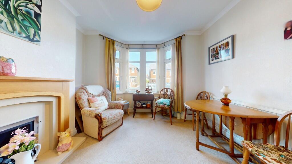Ty Wern Avenue, Rhiwbina, Cardiff photo 3