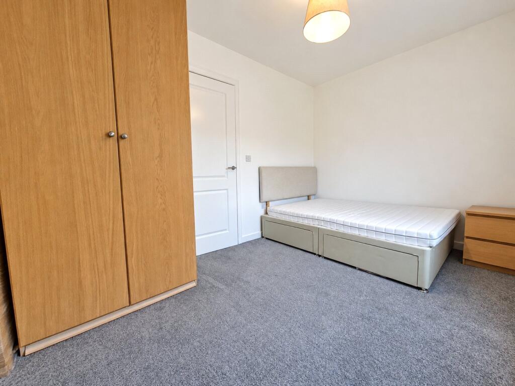 House in London - View 4