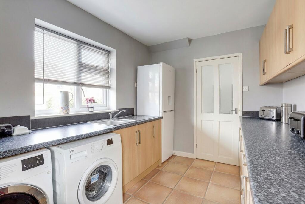 House in Ashfield, Edgewood, Hucknall - View 5