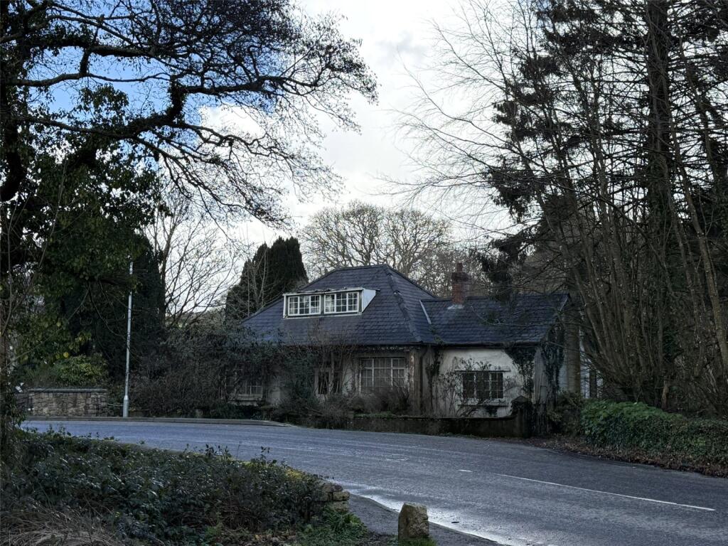 Main image of property: Brooklands, St Andrews Road, Par, PL24