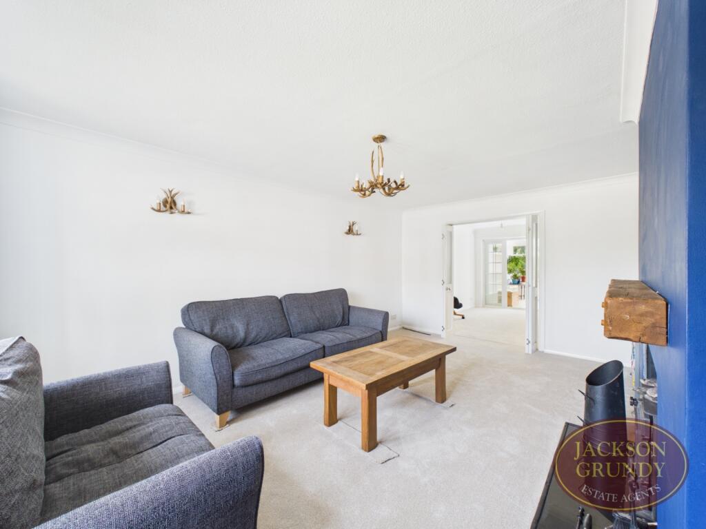 House in Denton - More