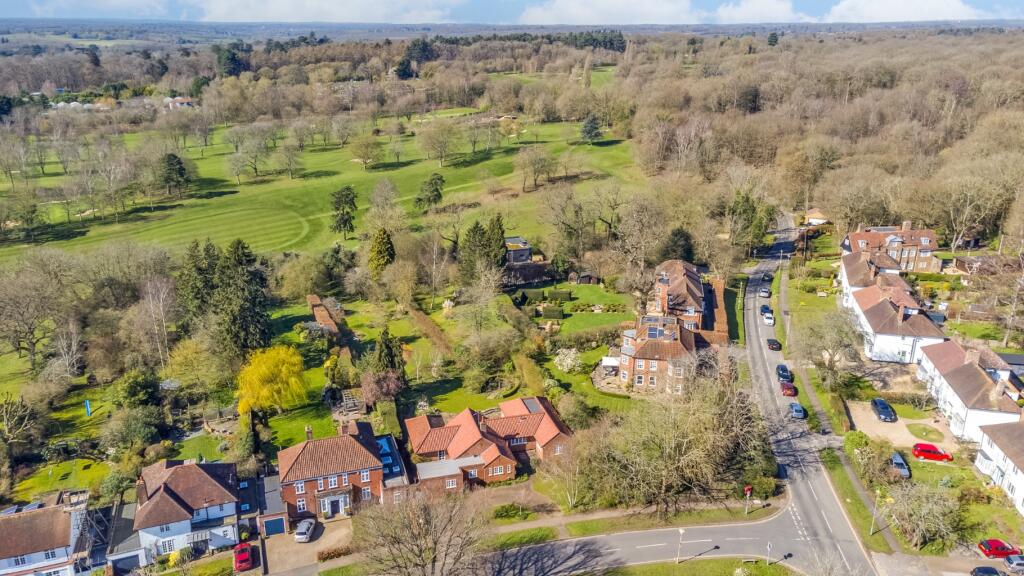 Additional image 23 of High Oaks Road, West Side, Welwyn Garden City, Hertfordshire, AL8