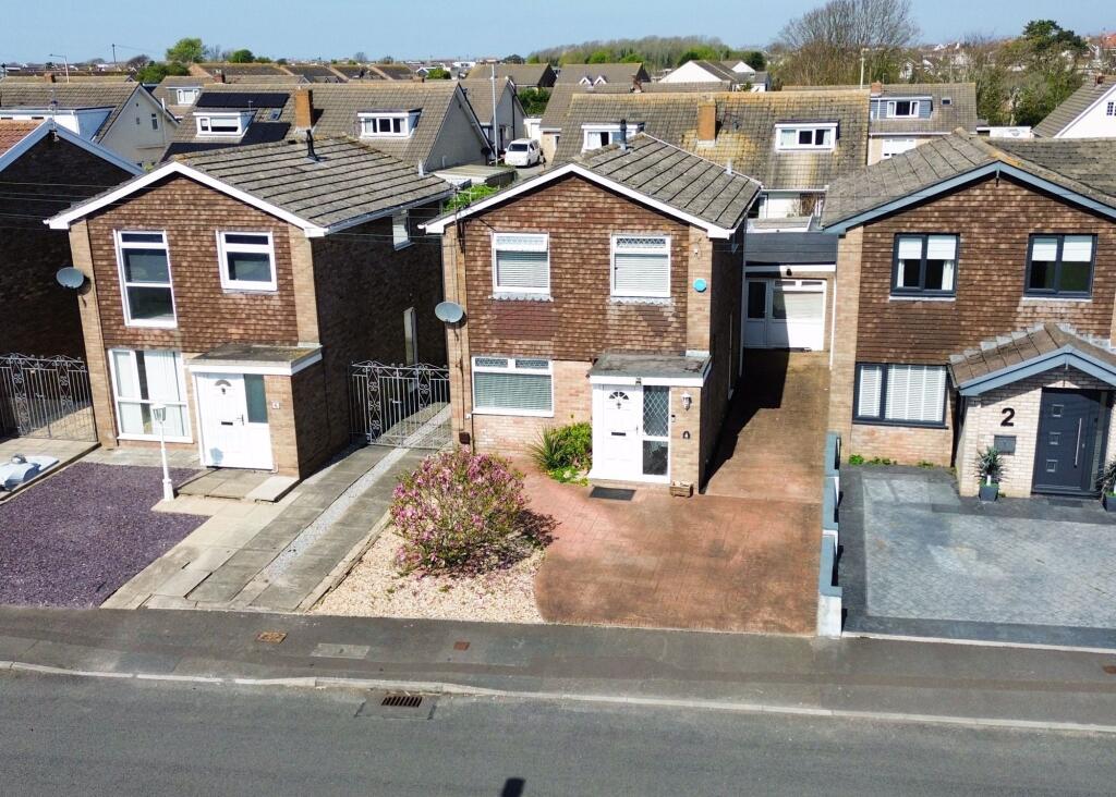 Main image of property: Clos-Y-Deri, Porthcawl, CF36