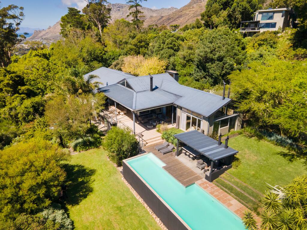 Main image of property: South Africa, Western Cape, Zwaanswyk