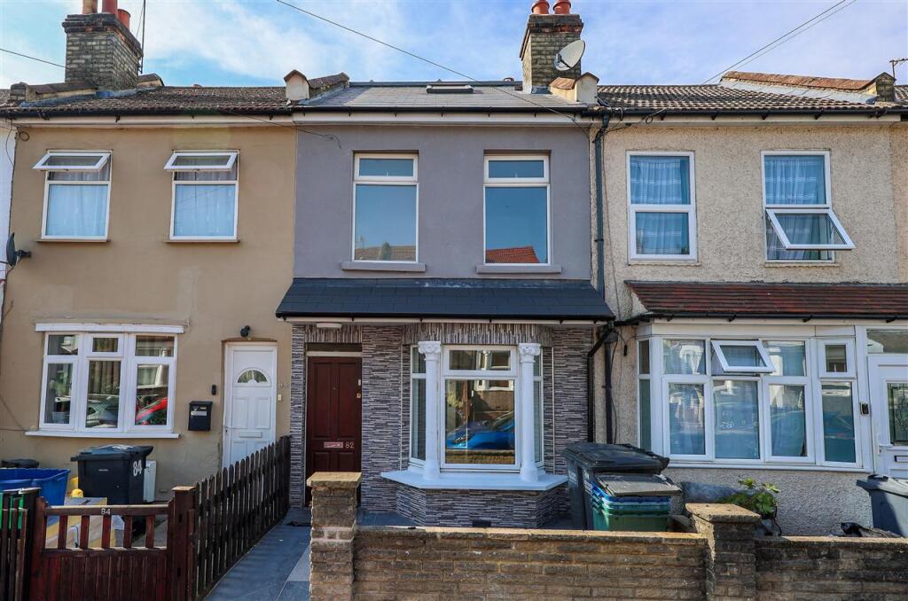 Main image of property: St Peters Street, South Croydon