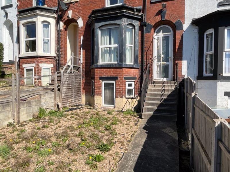 Apartment in Leeds - View 5