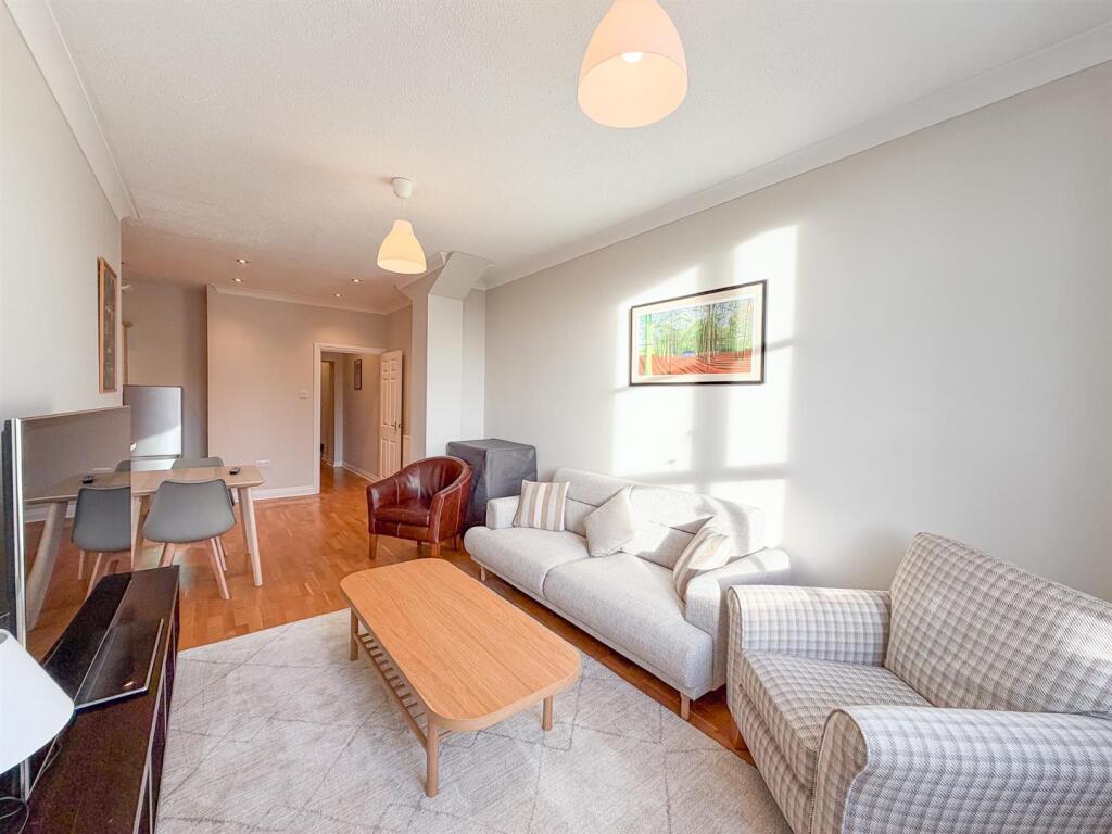 Stone Mill Court, Meanwood, Leeds, West Yorkshire. photo 4