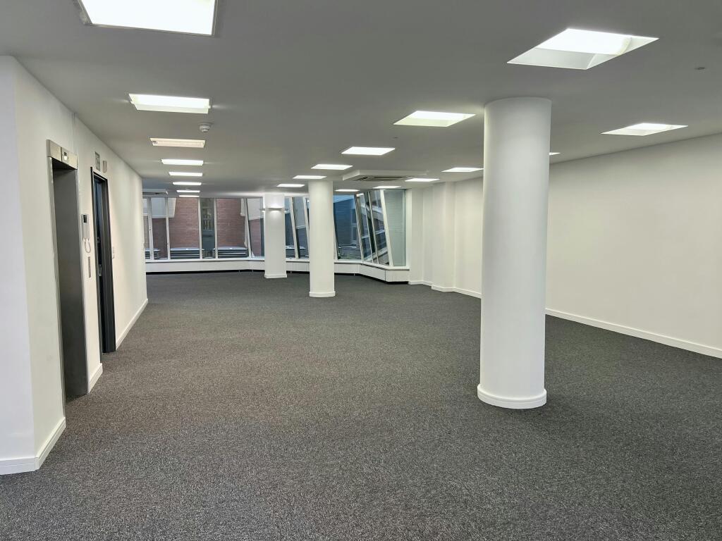 30-31 Furnival 1st Floor Modern OpenPlan Office Space With Carpet Flooring.jpg