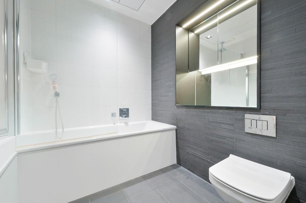 Apartment in London, St John's Estate, Isle of Dogs - View 2