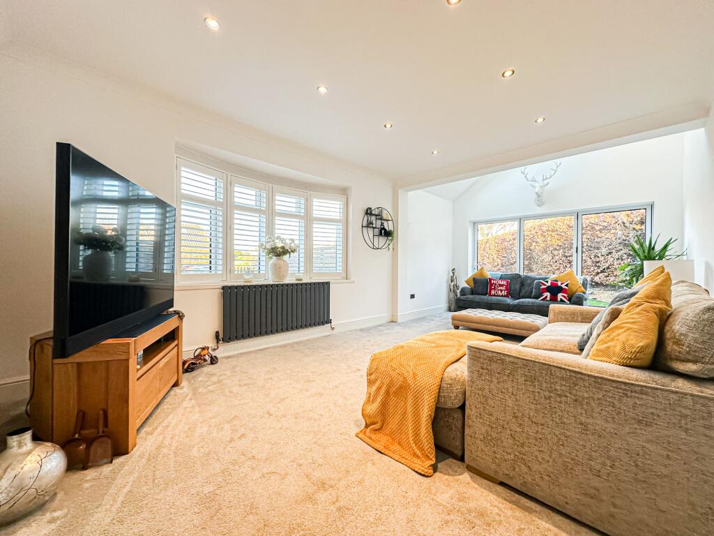 Backford Road, Wirral, CH61 photo 4