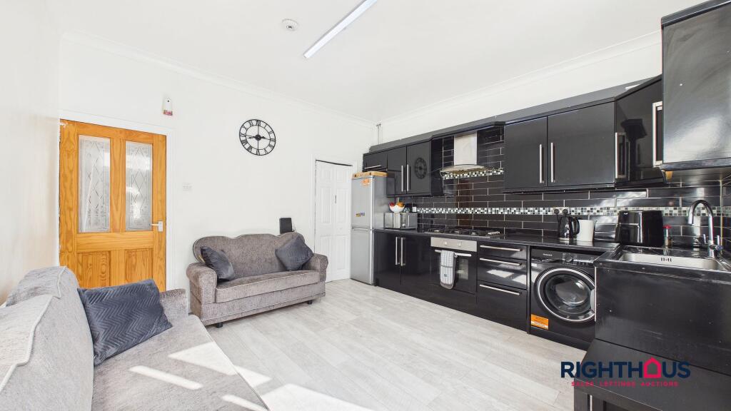 Additional image 6 of Glendare Road, Bradford, BD7